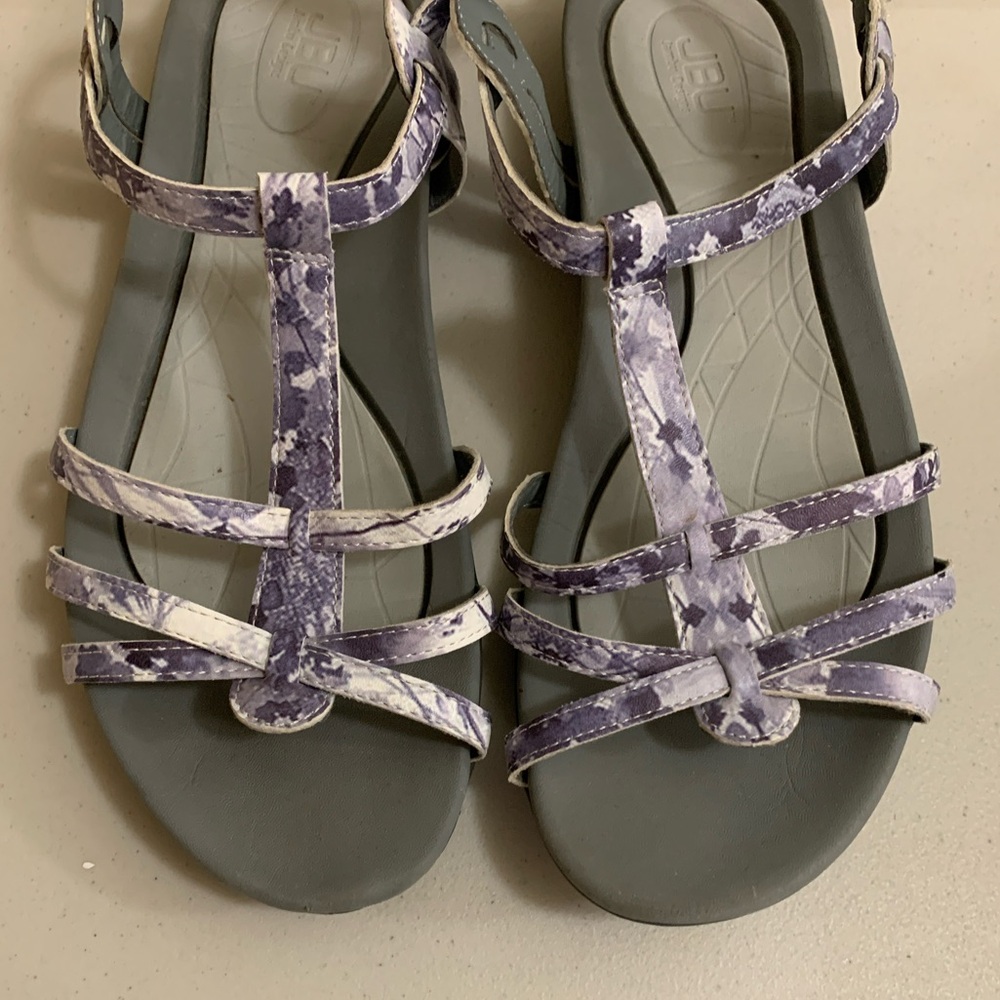JBU Trapper Sport Hiking Sandals Women’s Size 10M Water Play Beach Purple White - Picture 2 of 7